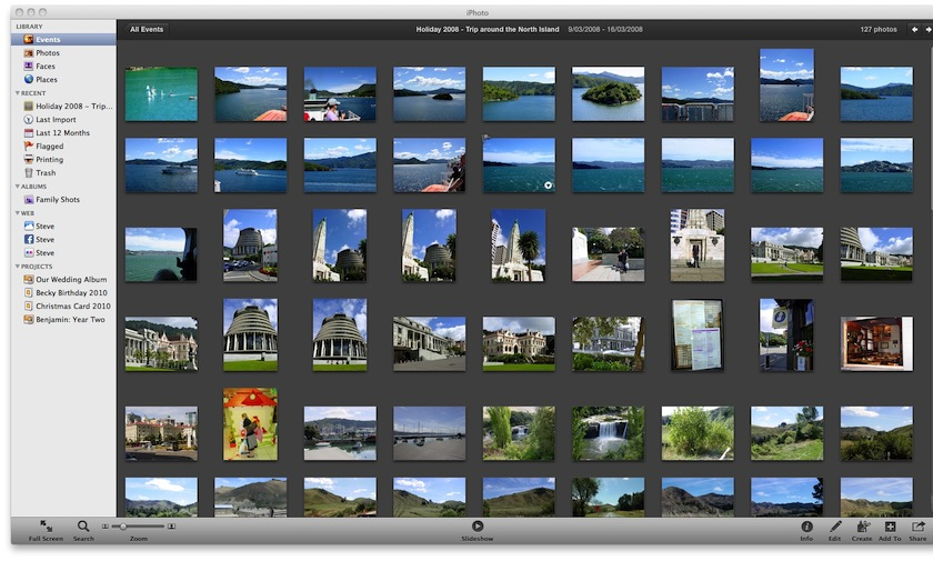 Screenshot of Apple Photos program interface